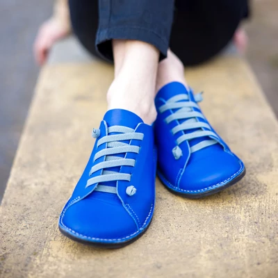 GITA bohemian KIRÁLYKÉK kézműves bőr cipő