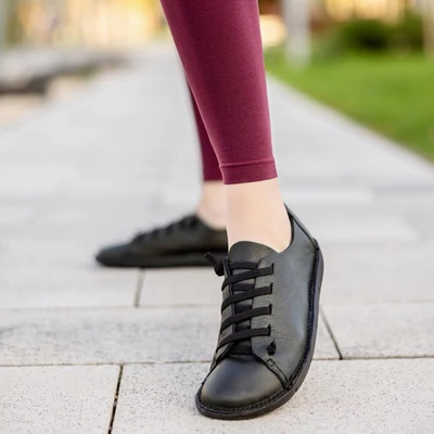 GITA COMFORT bohemian FEKETE kézműves bőr cipő