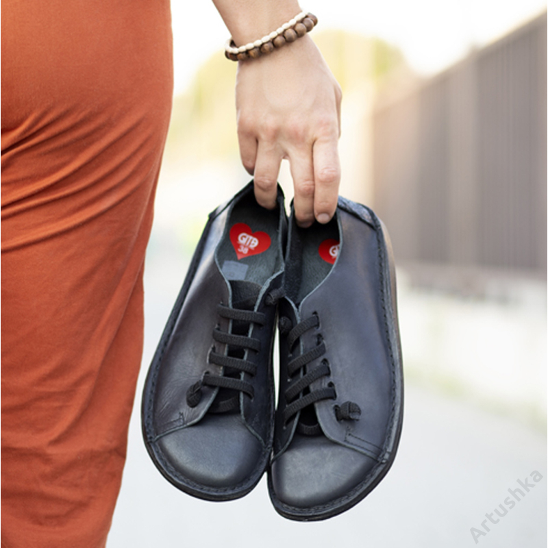 GITA bohemian FEKETE kézműves bőr cipő