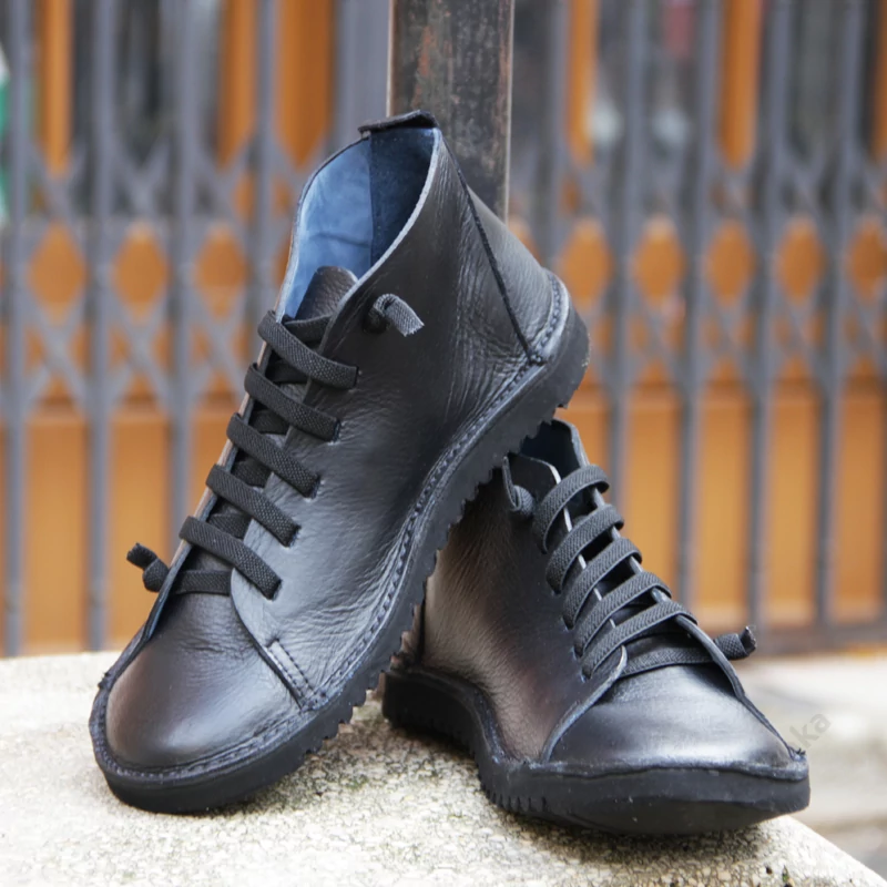 GITA boots FEKETE -vastag talpú kézműves bőr cipő