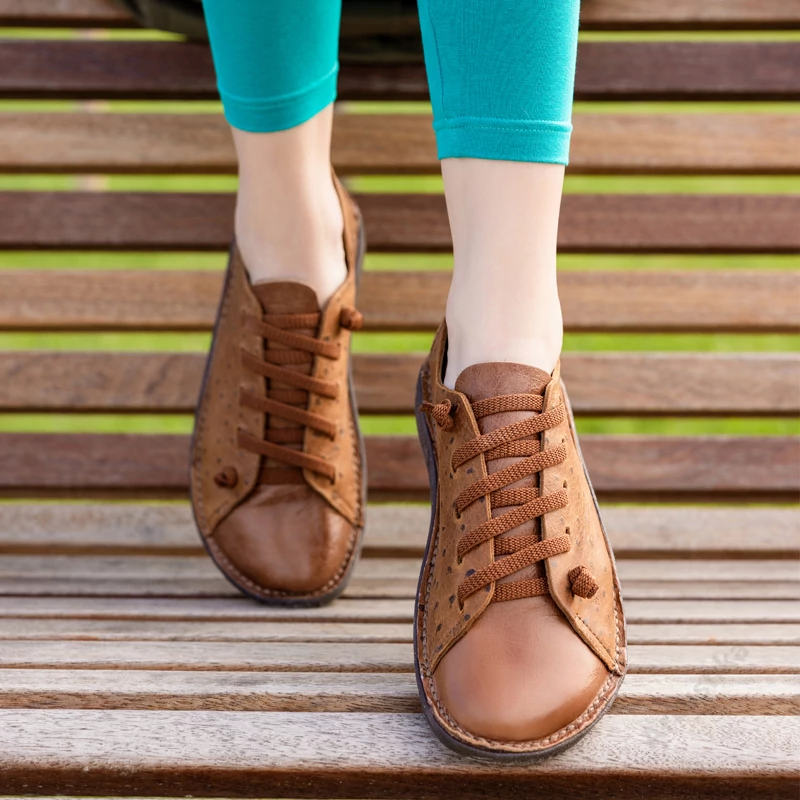 GITA COMFORT bohemian PÖTTYÖS BARNA kézműves bőr cipő
